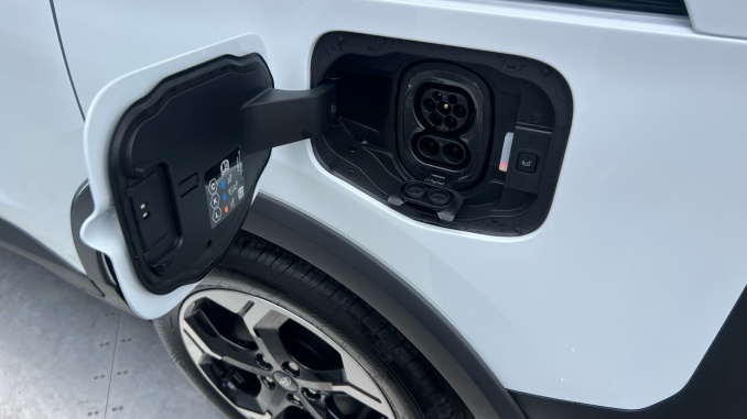 Ford Tourneo Courier 100kW Active 46kWh 5dr Auto Electric Estate - Image 39